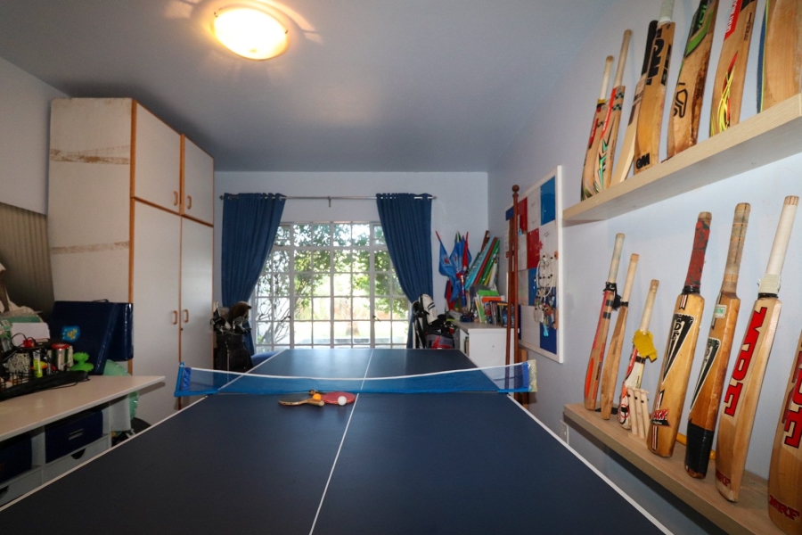 4 Bedroom Property for Sale in Wilkoppies North West